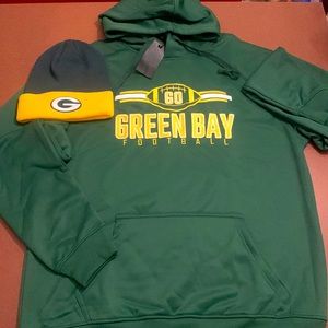 Green Bay hoodie and beanie🔥